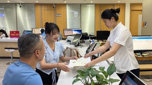 网语烟台 改革路上 亲历者说 资深财务负责人体验 高效办成一件事 让增值服务走 新 更走 心